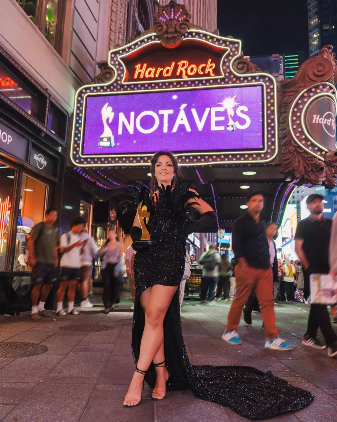 NY: Jaqueline Chaves conquista reconhecimento em premiação no Hard Rock Café