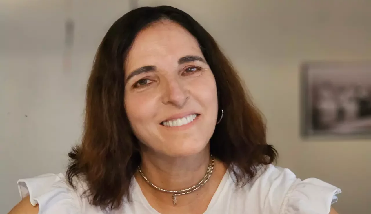 Maida Novaes realiza vivências de afeto e experiências sensoriais na Casa dos Trovadores Urbanos