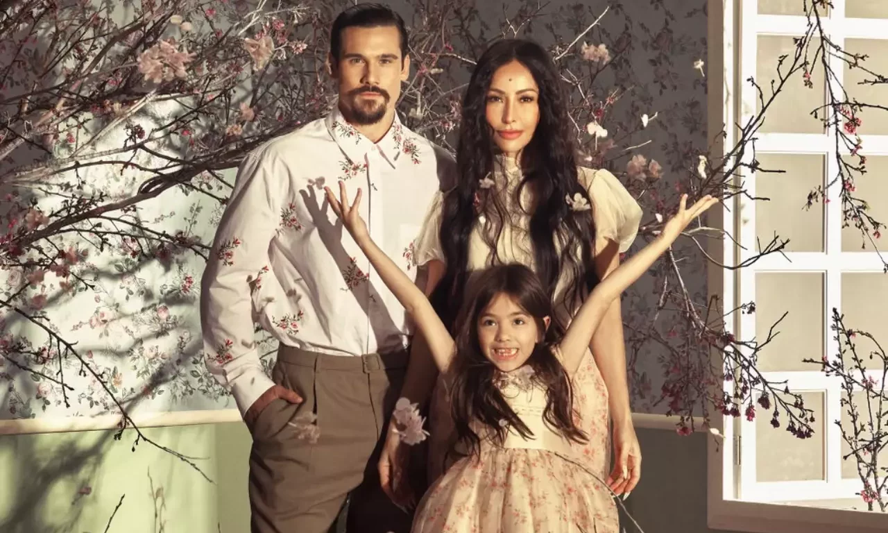 Sabrina Sato e Nicolas Prattes anunciam gravidez em vídeo emocionante ao lado de Zoe