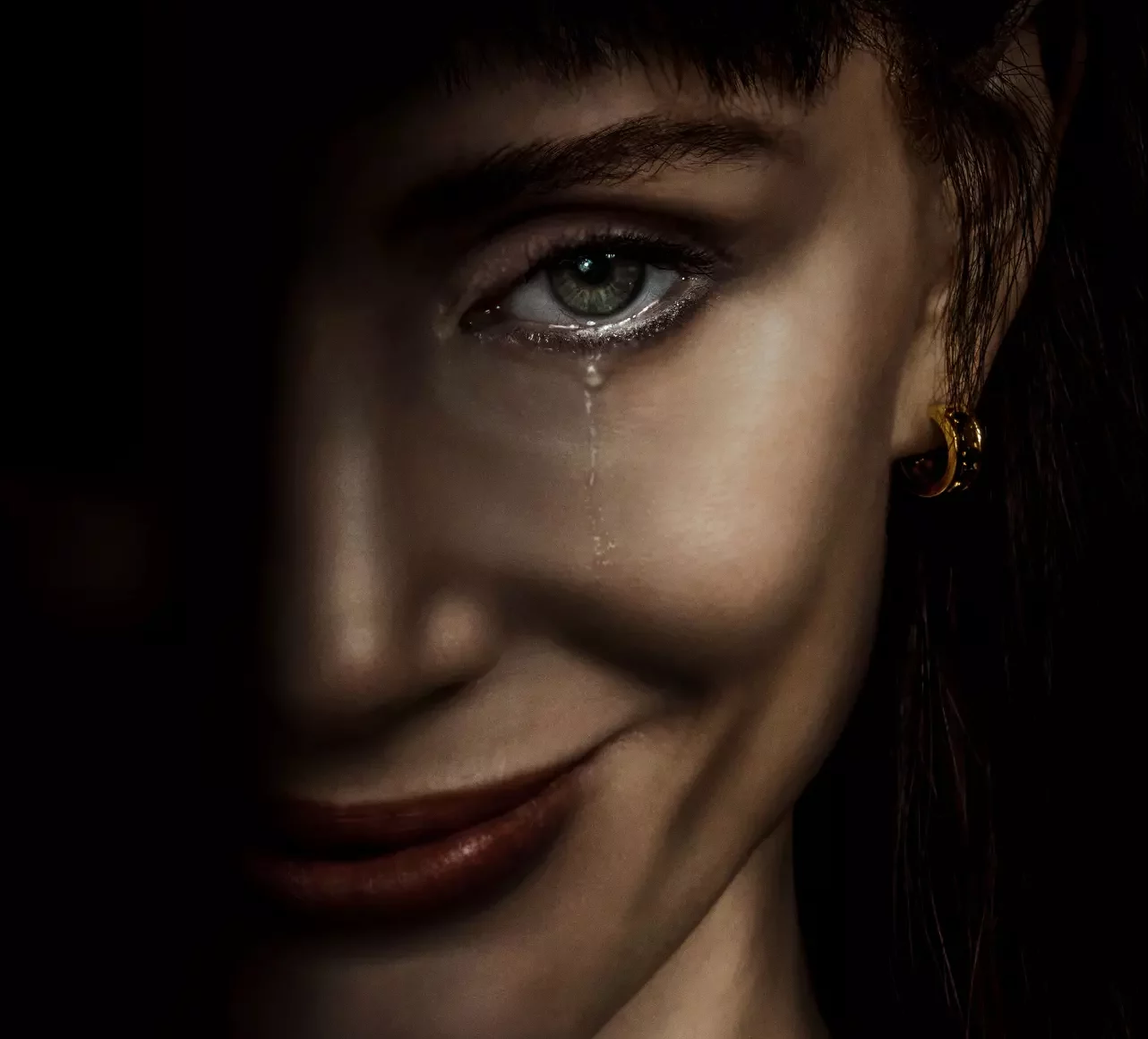 Universal Pictures lança primeiro trailer e cartaz de "Outra Mamãe", novo longa de terror